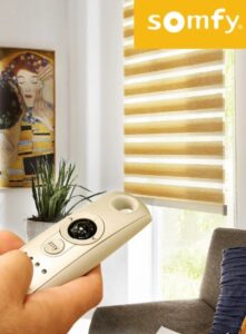 shtory-den-noch-s-avtomaticheskim-upravleniem-min рулонные шторы на автоматике