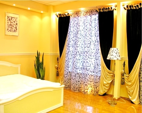 Шторы в спальню