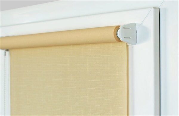 Рулонная штора с тканью Аляска бежевый (Польша)