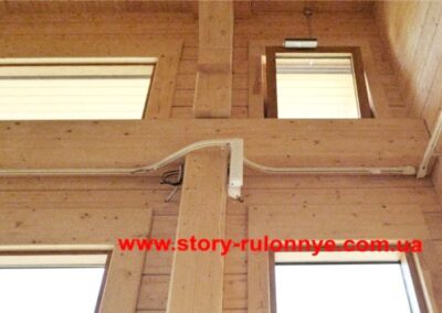 Эркерный электрокарниз